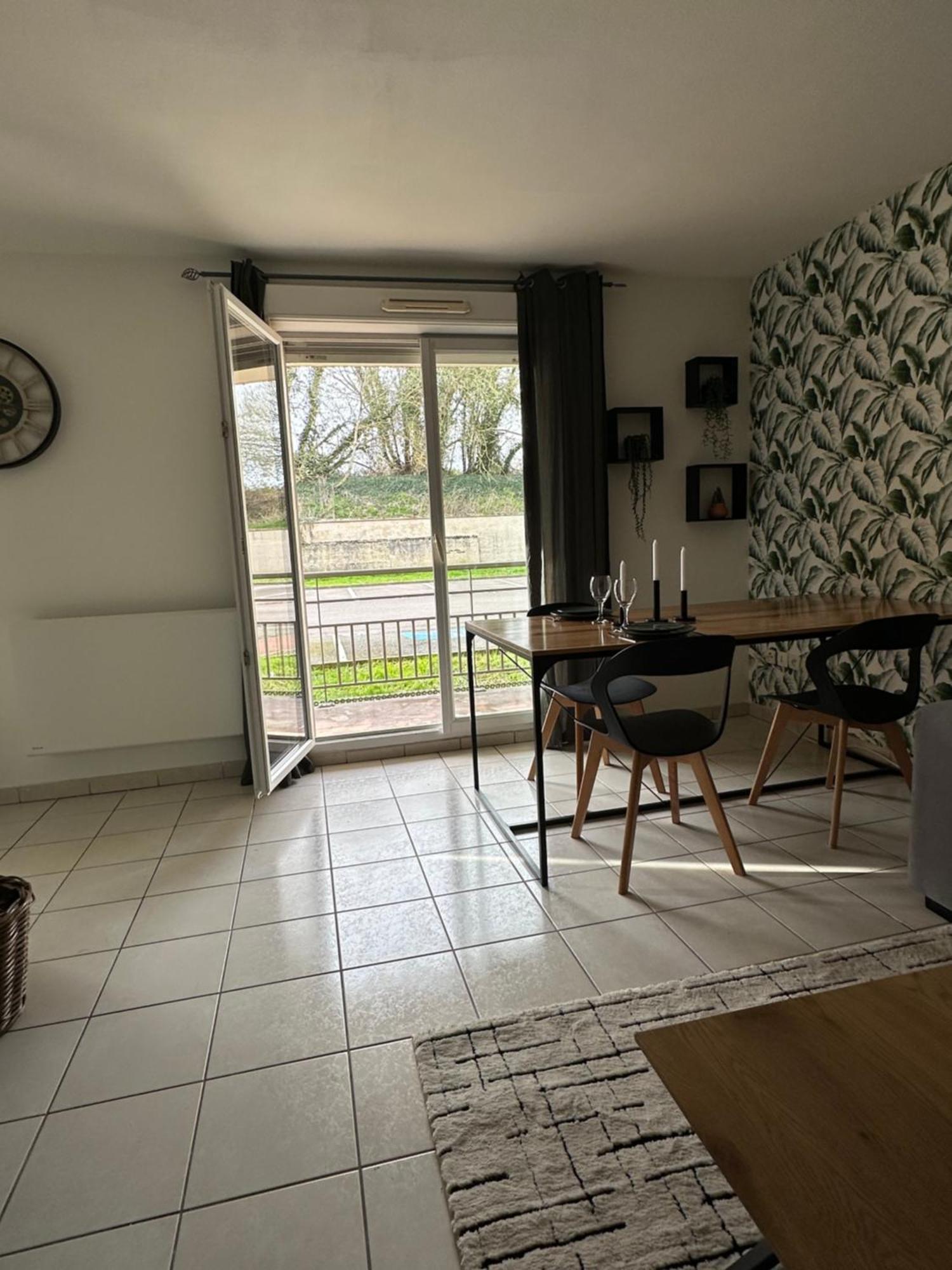 Appartement Entierement Renove Roye  Zewnętrze zdjęcie